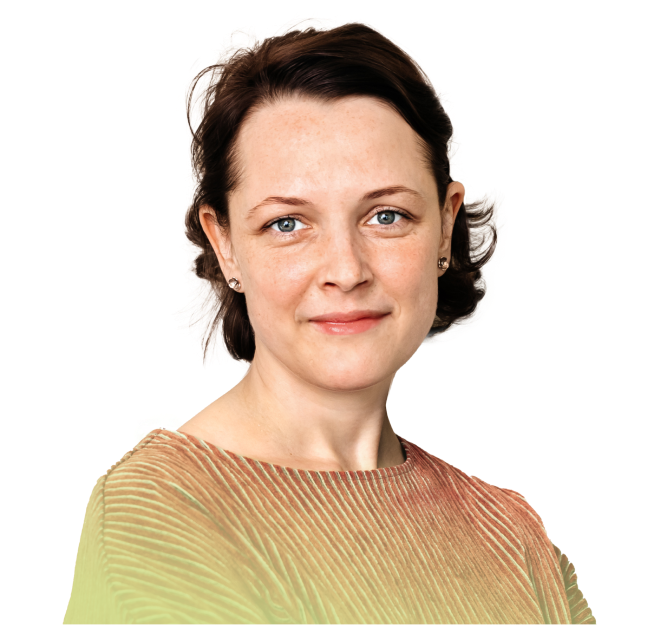 Actor portrayal of a female in her 40s with multiple sclerosis