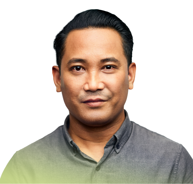 Actor portrayal of a male in his 50s with traumatic brain injury