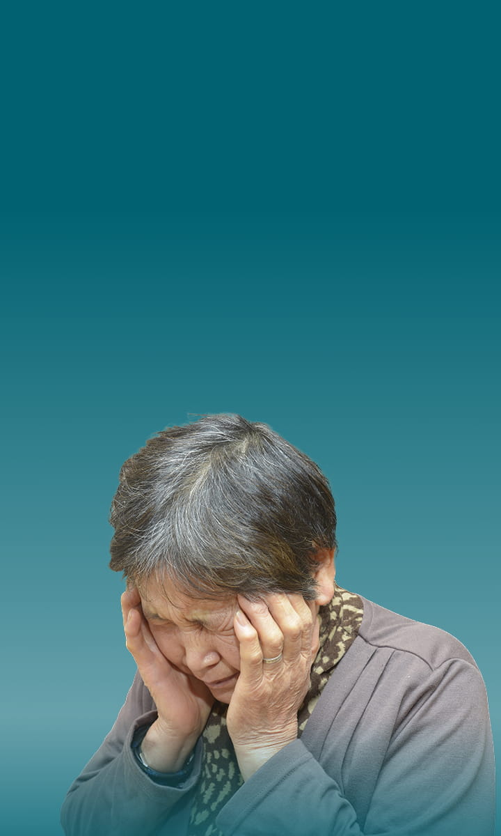 Actor portrayal of an older female experiencing Pseudobulbar Affect (PBA) crying symptoms